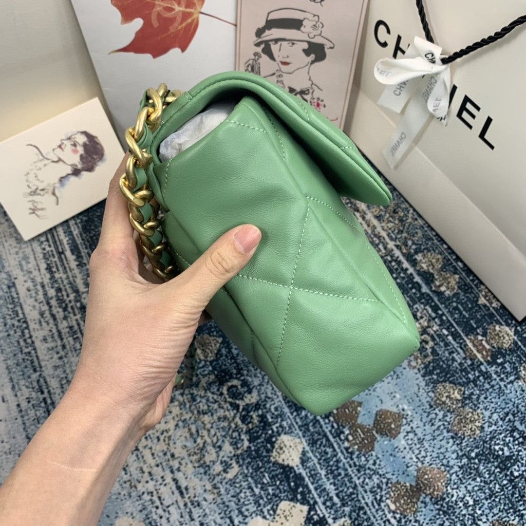 Chanel 19 Flap Bag Gold Hardware Green For Women, Women’s Handbags, Shoulder Bags 10.2in/26cm AS1160