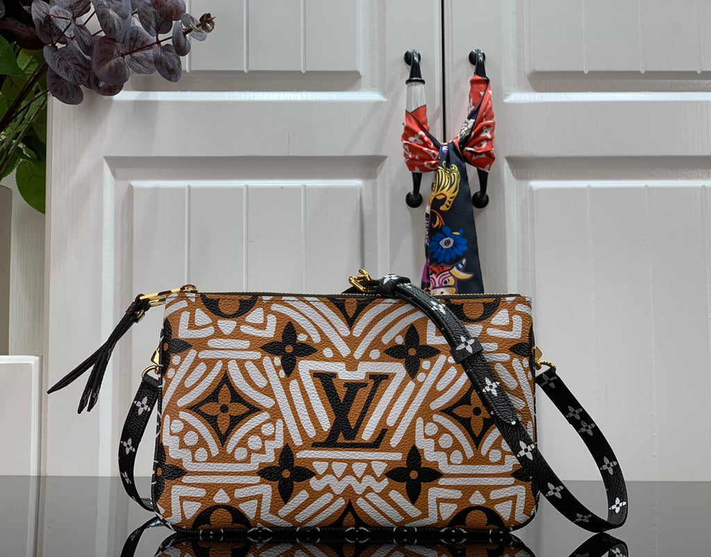 Louis Vuitton Louis Vuitton Crafty Double Zip Pochette Monogram Canvas Caramel/Cream For Women,  Shoulder And Crossbody Bags 7.9in/20cm Louis Vuitton M69488