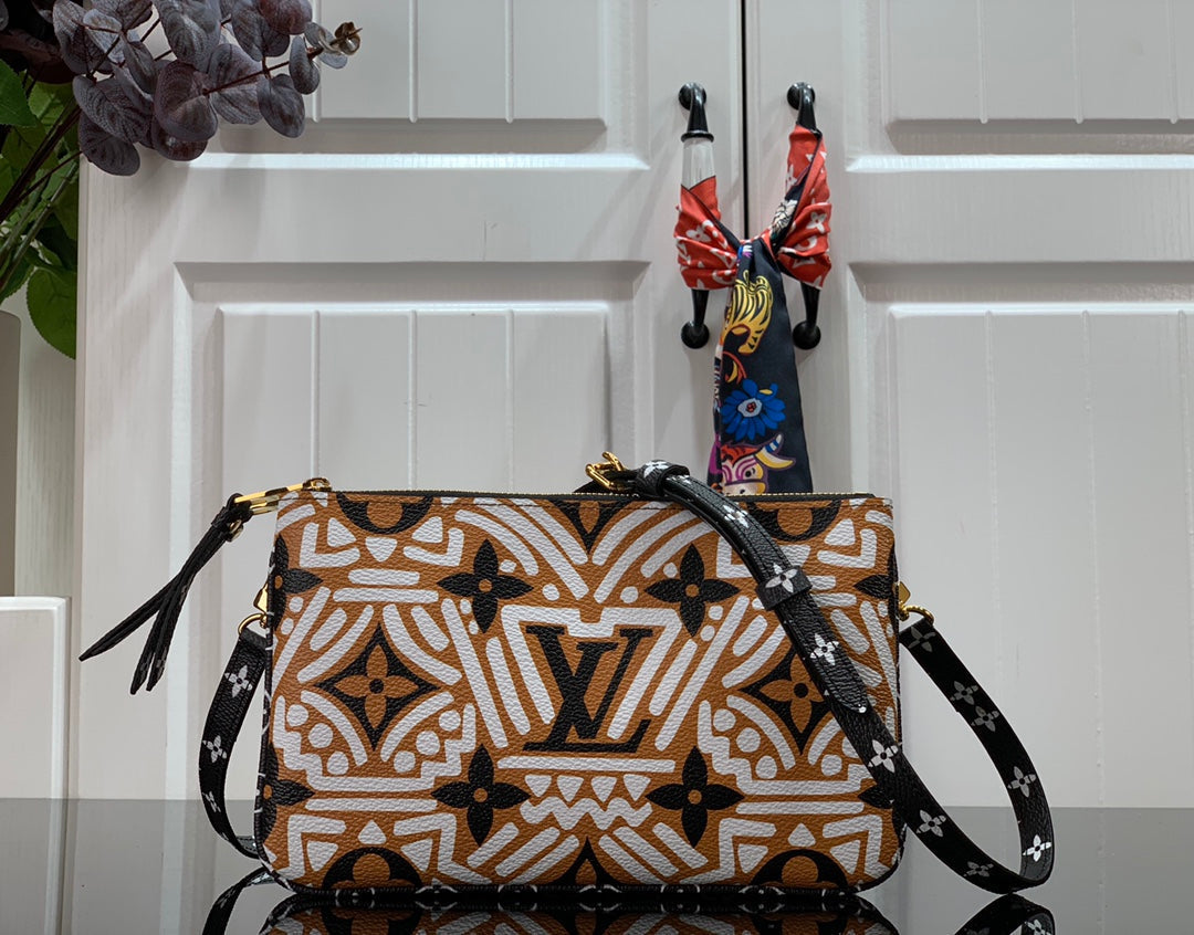 Louis Vuitton Louis Vuitton Crafty Double Zip Pochette Monogram Canvas Caramel/Cream For Women,  Shoulder And Crossbody Bags 7.9in/20cm Louis Vuitton M69488