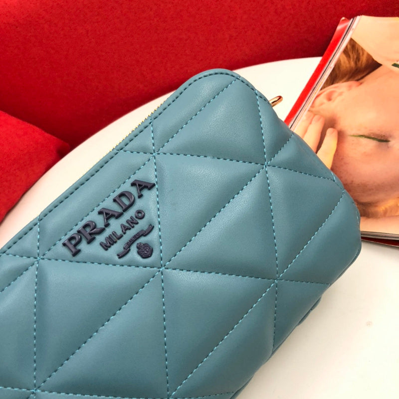 Barnes-Bags - Prada Bags - 928