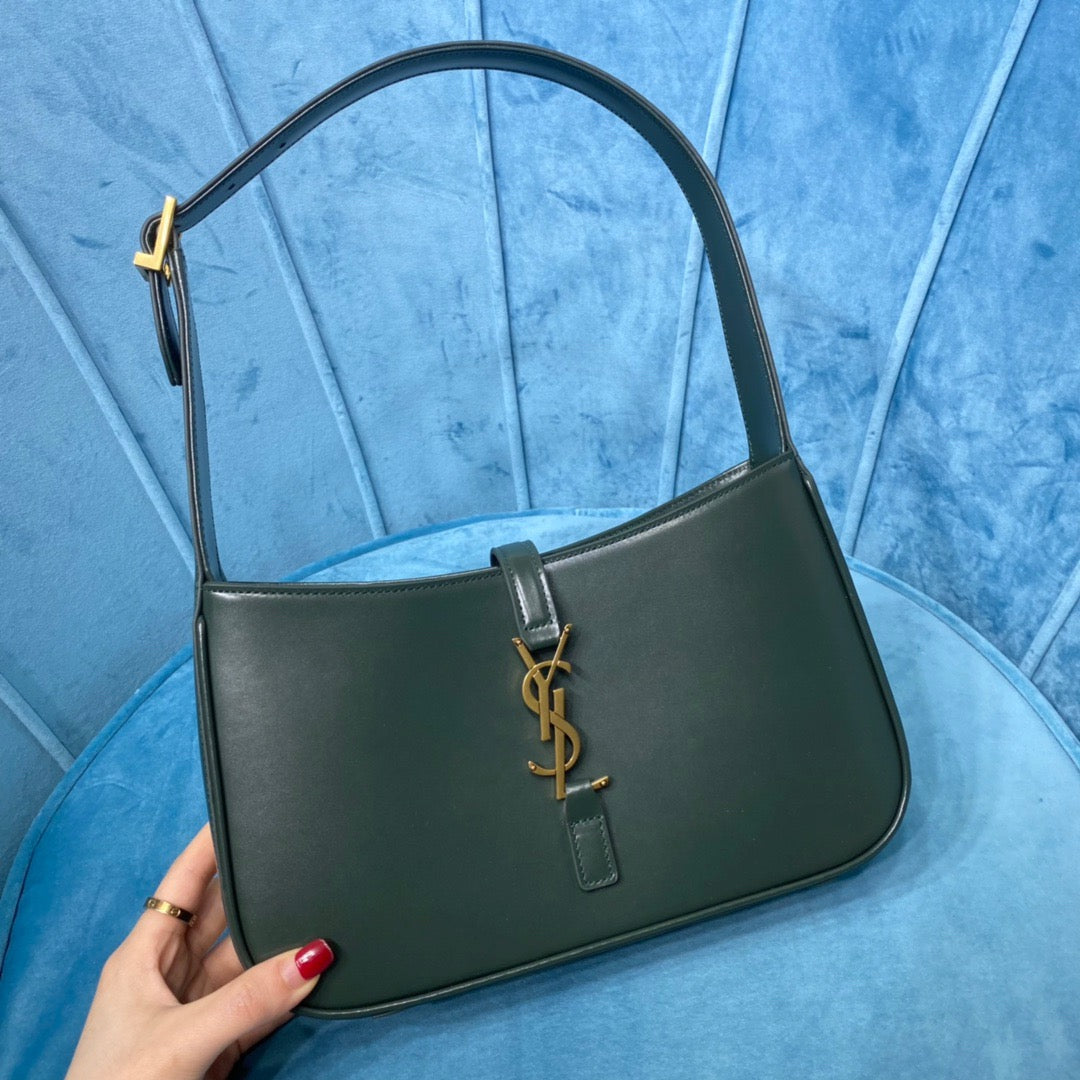 YSSL Le 5 Ã 7 Hobo Bag In Smooth Dark Green For Women 9in/23cm YSL 6572282R20W3045