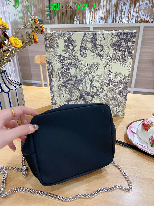 Prada Bags - The Luxera Bags  1554