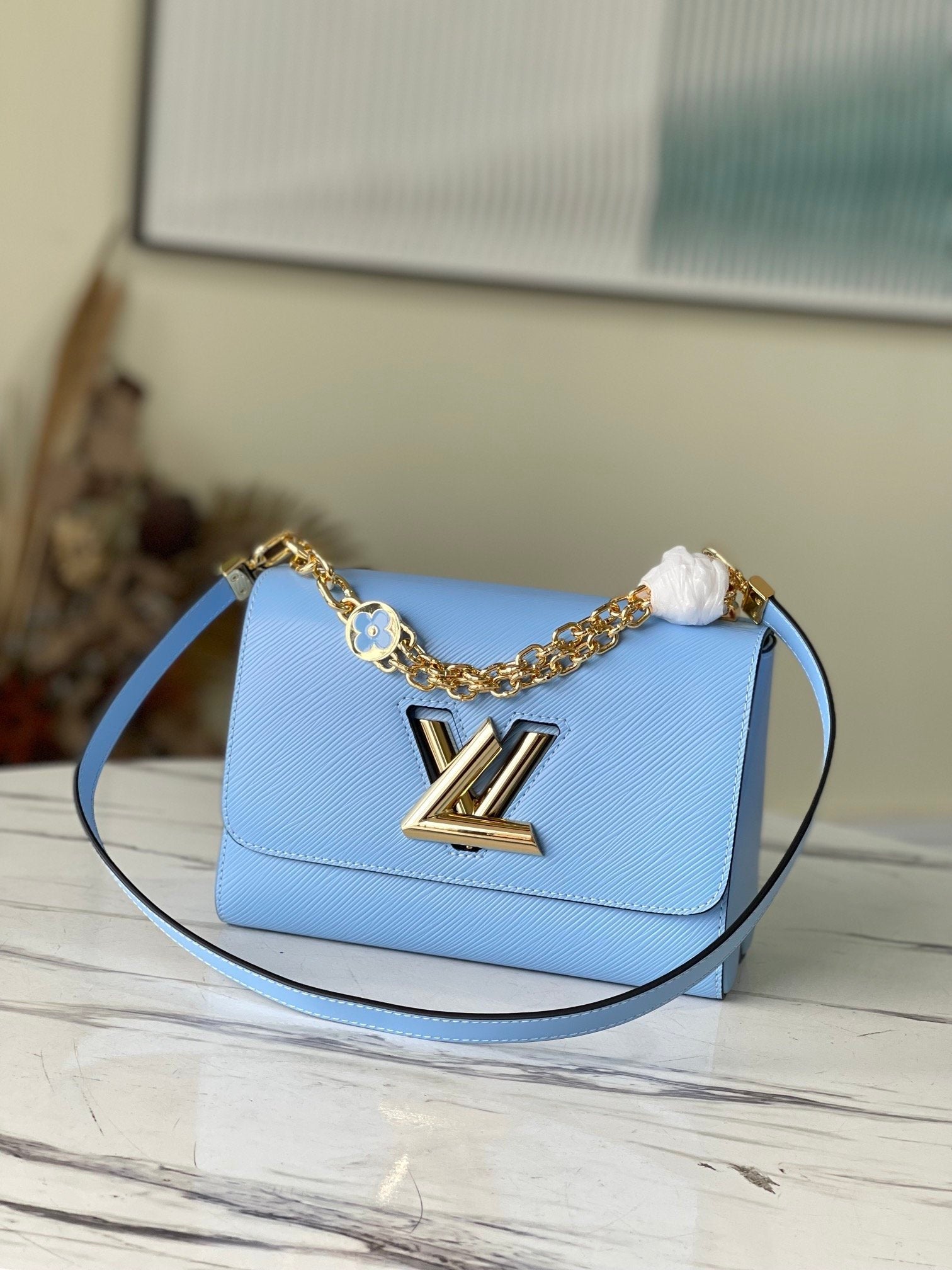 Louis Vuitton Twist MM Monogram Flower Bleu Nuage Blue For Women,  Shoulder And Crossbody Bags 9.1in/23cm Louis Vuitton M59627