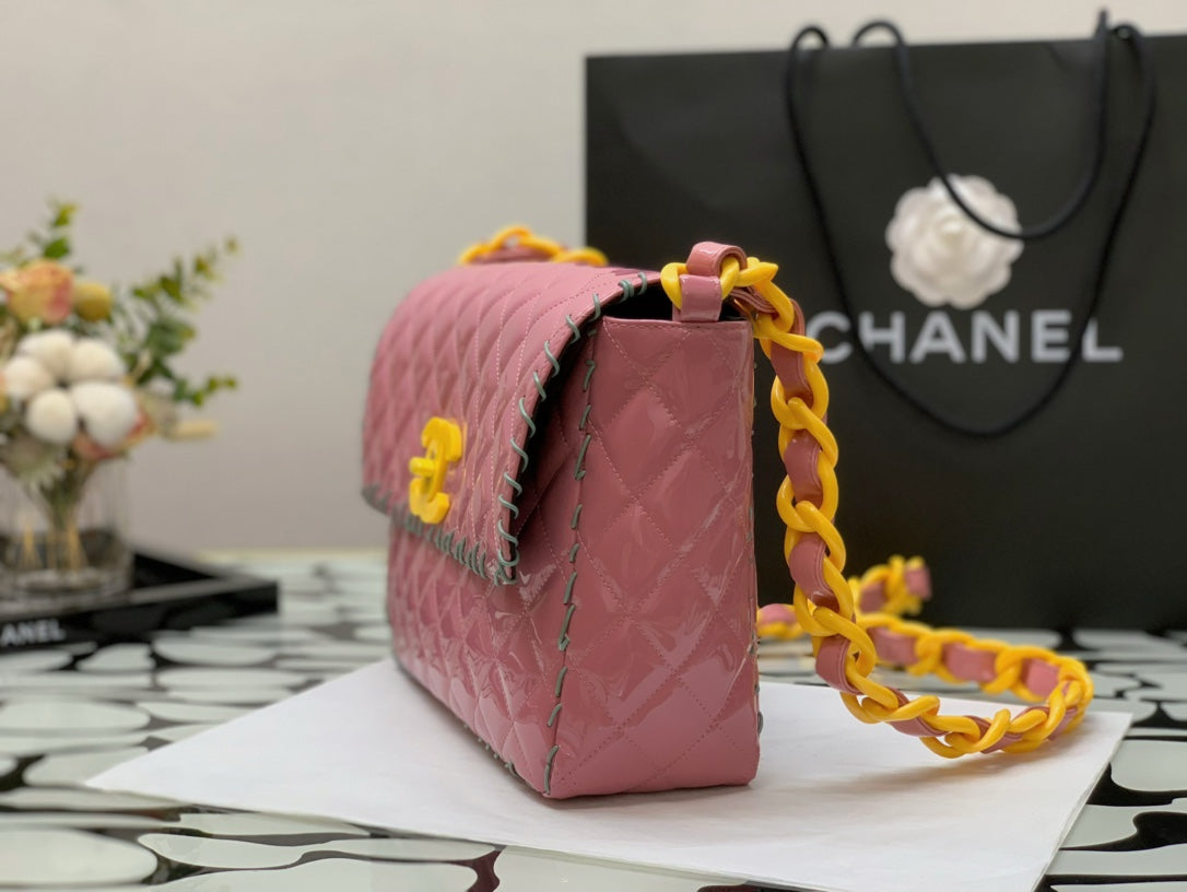 Chanelouis Vuittoninyl Classic PiNike and Yellow Shoulder bag For Women 29cm/11.5in