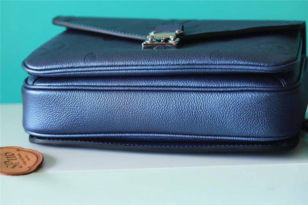 Louis Vuitton Pochette Metis Monogram Canvas Navy Blue For Women, WomenÃƒÂ¢Ã¢â€šÂ¬Ã¢â€žÂ¢s Handbags, Shoulder Bags And Crossbody Bags 9.8in/25cm Louis Vuitton