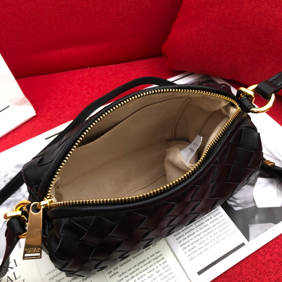 Bottega Veneta Crossbody Bag Black, For Women, Bags 9.4in/24cm