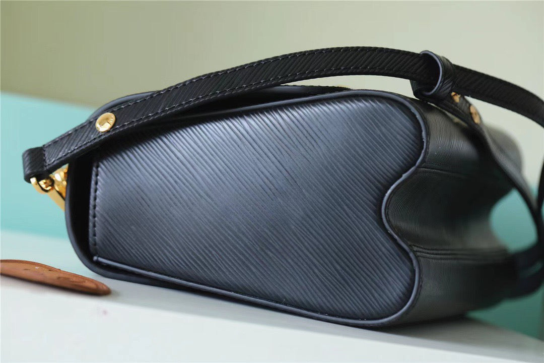 Louis Vuitton Twist MM Epi Black For Women, WomenÃƒÂ¢Ã¢â€šÂ¬Ã¢â€žÂ¢s Bags, Shoulder And Crossbody Bags 9.1in/23cm Louis Vuitton M59887