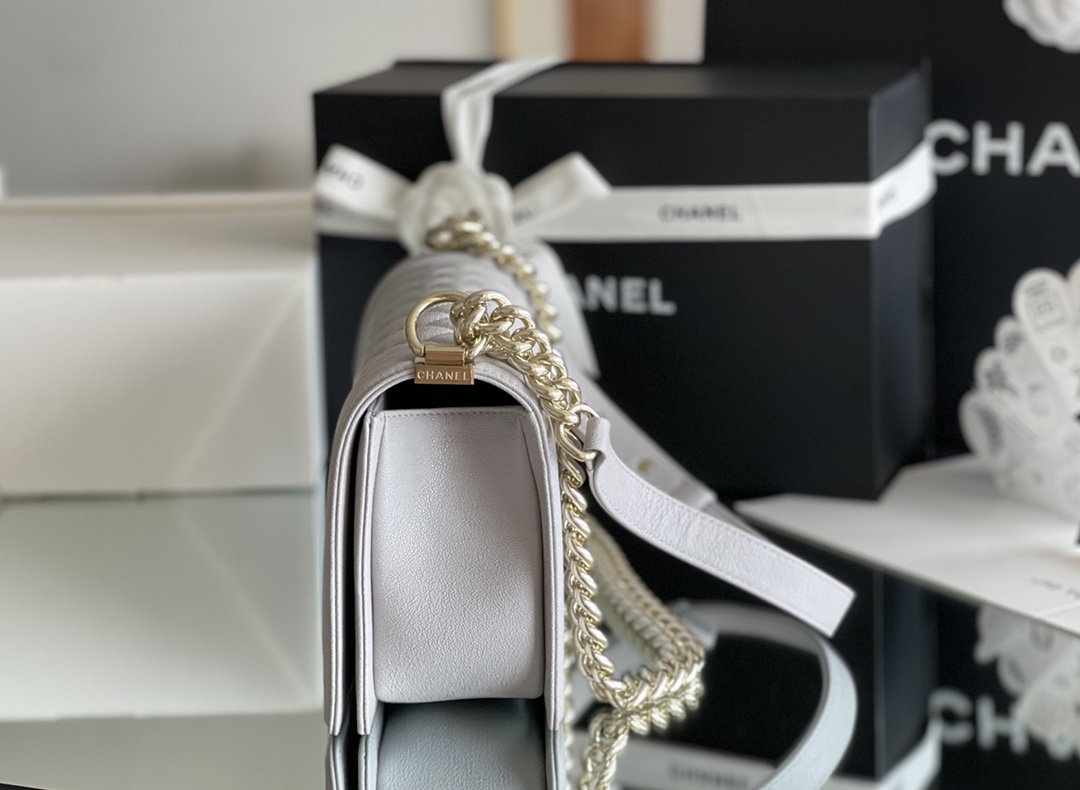 ChanelMeGLAMIum Classic GlamIap Bag 25cm Grey For Women A67086
