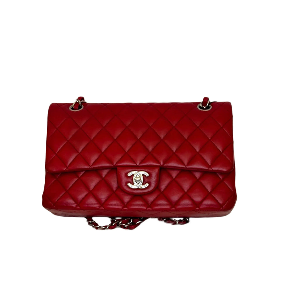Chanel Classic Jumbo Double Flap Bag B22-96