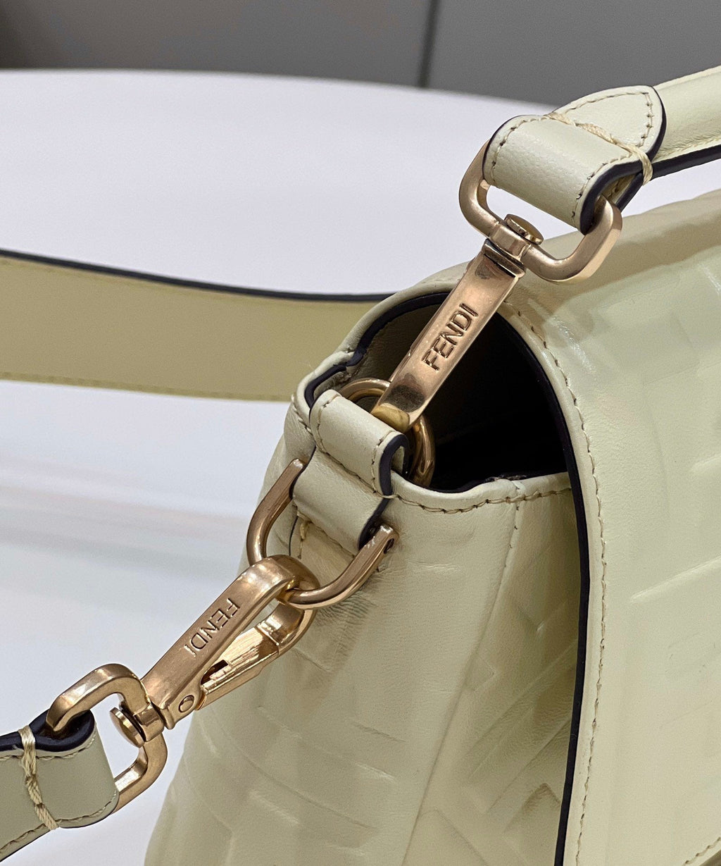 Baguette Khaki For Women, WomenÃ¢â‚¬â„¢s Handbags, Shoulder And Crossbody Bags 10.6in/27cm FF 8BR600