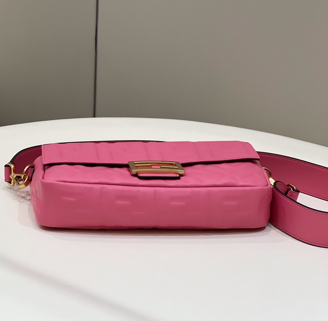 Baguette Pink For Women, Women’s Handbags, Shoulder And Crossbody Bags 10.6in/27cm FF 8BR600