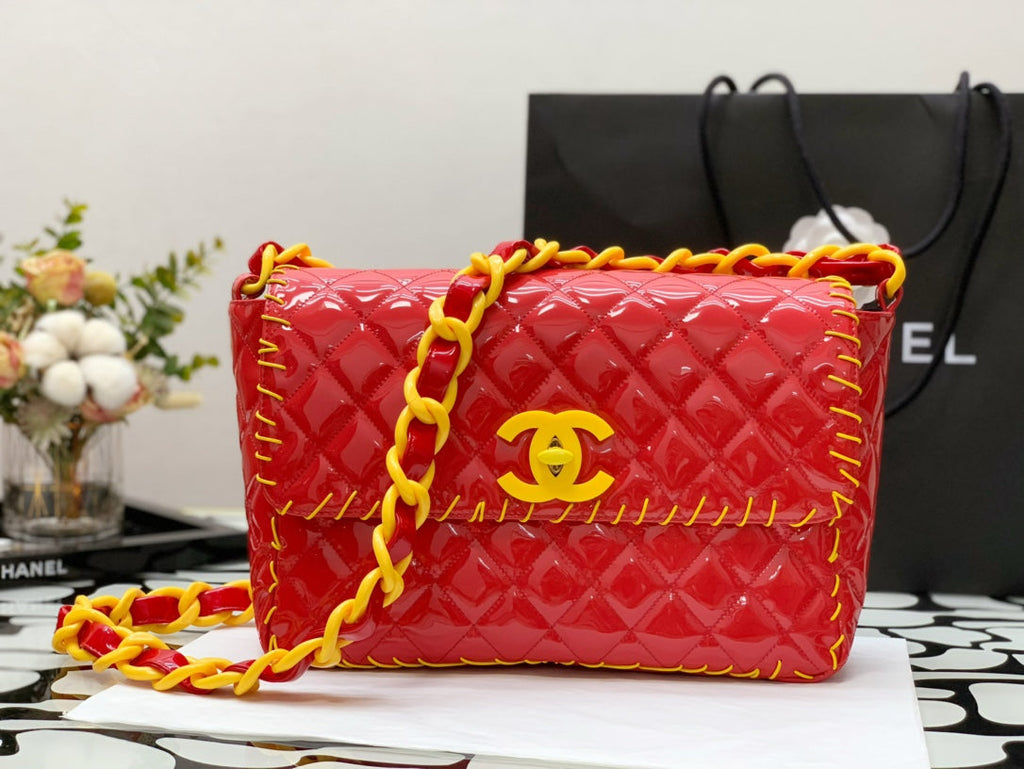 Chanelouis Vuittoninyl Classic Red and Yellow Shoulder bag For Women 29cm/11.5in