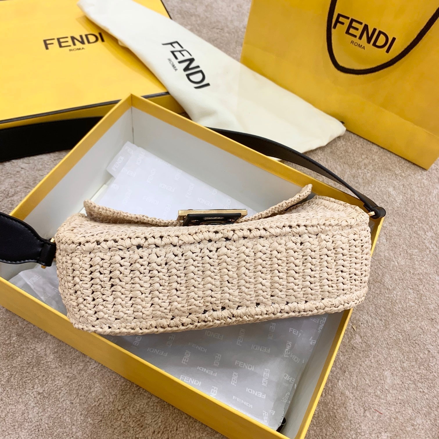 Baguette Woven Straw Black For Women, Women’s Handbags, Shoulder And Crossbody Bags 10.2in/26cm FF