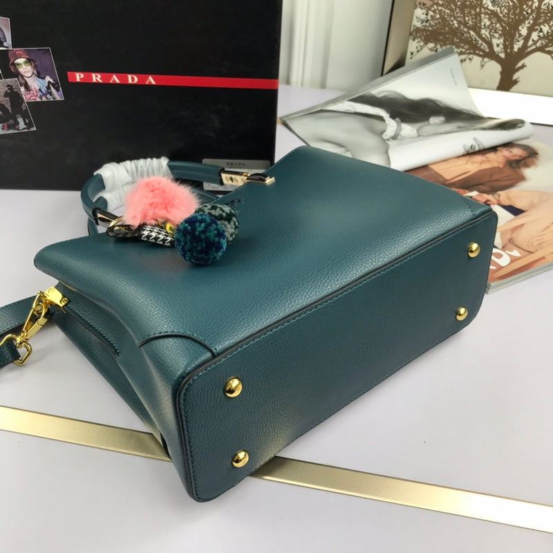 Barnes-Bags - Prada Bags - 977