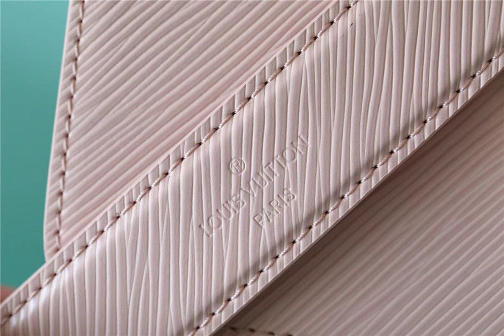 Louis Vuitton Twist MM Epi Light Pink For Women,  Shoulder And Crossbody Bags 9.1in/23cm Louis Vuitton