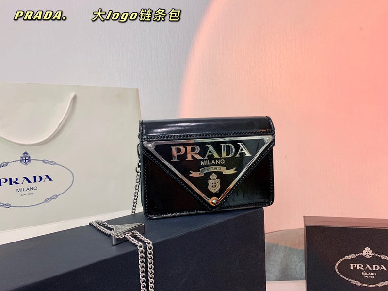 Barnes-Bags - Prada Bags - 962