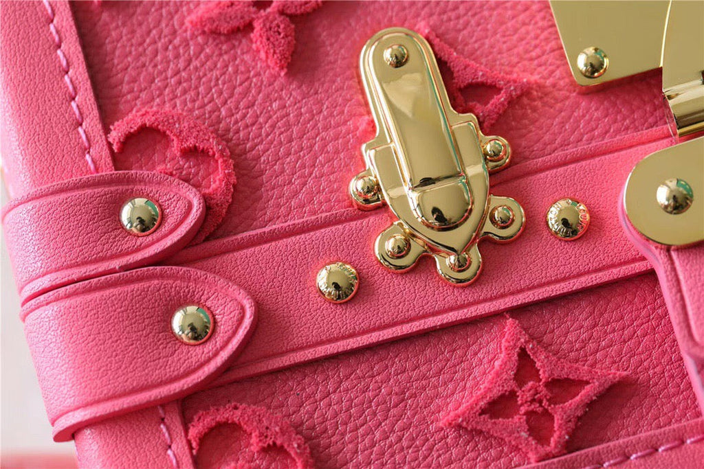 Louis Vuitton Petite Malle Tufted Fluo Pink For Women,  Shoulder And Crossbody Bags 7.9in/20cm Louis Vuitton M20745