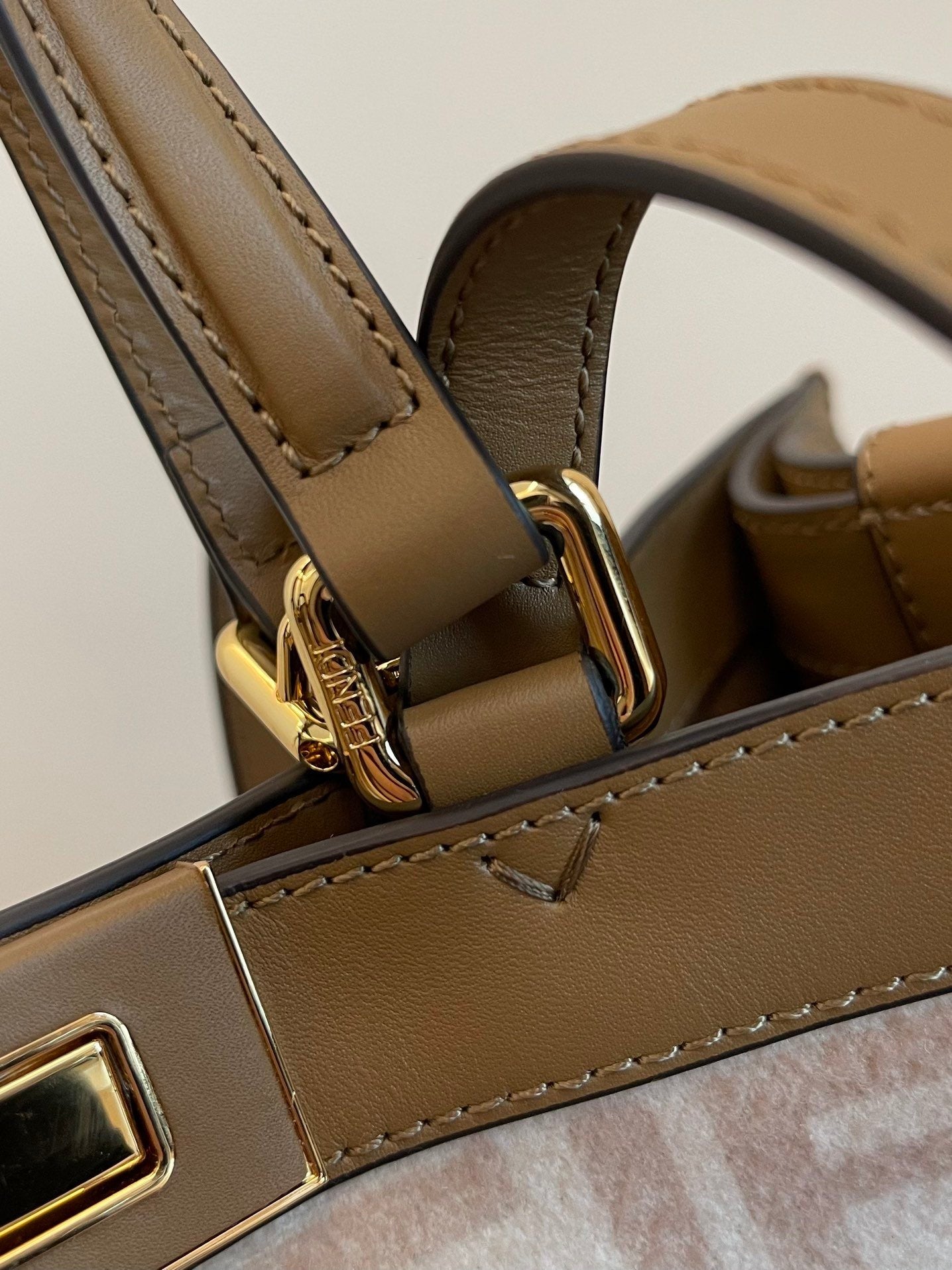 Peekaboo X-tote Bag Beige Canvas For Women, Women’s Handbags, Shoulder Bags 16.1in/41cm FF 8BH374