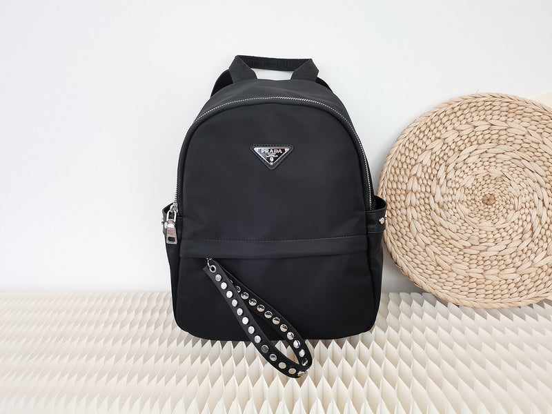 Barnes-Bags - Prada Bags - 897