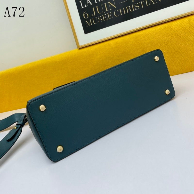 Barnes-Bags - Prada Bags - 937