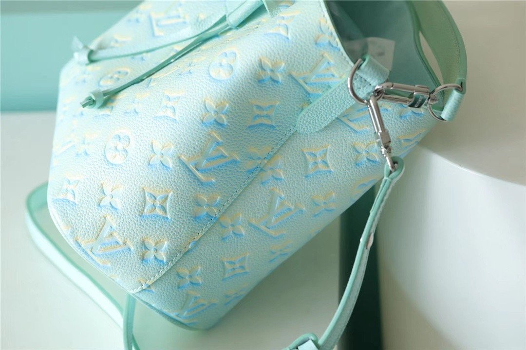 Louis Vuitton NeoNoe Monogram Empreinte Mint For Women,  Shoulder And Crossbody Bags 7.9in/20cm Louis Vuitton
