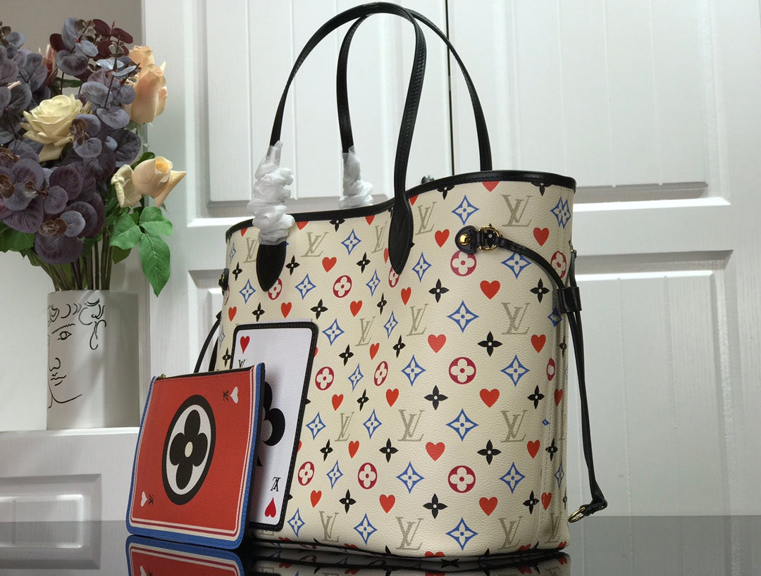 Louis Vuitton Neverfull MM Game On Tote Bag Monogram Canvas White By Nicolas Ghesquiere For Women, WomenÃƒÂ¢Ã¢â€šÂ¬Ã¢â€žÂ¢s Handbags, Shoulder Bags 12.2in/31cm Louis Vuitton M57462