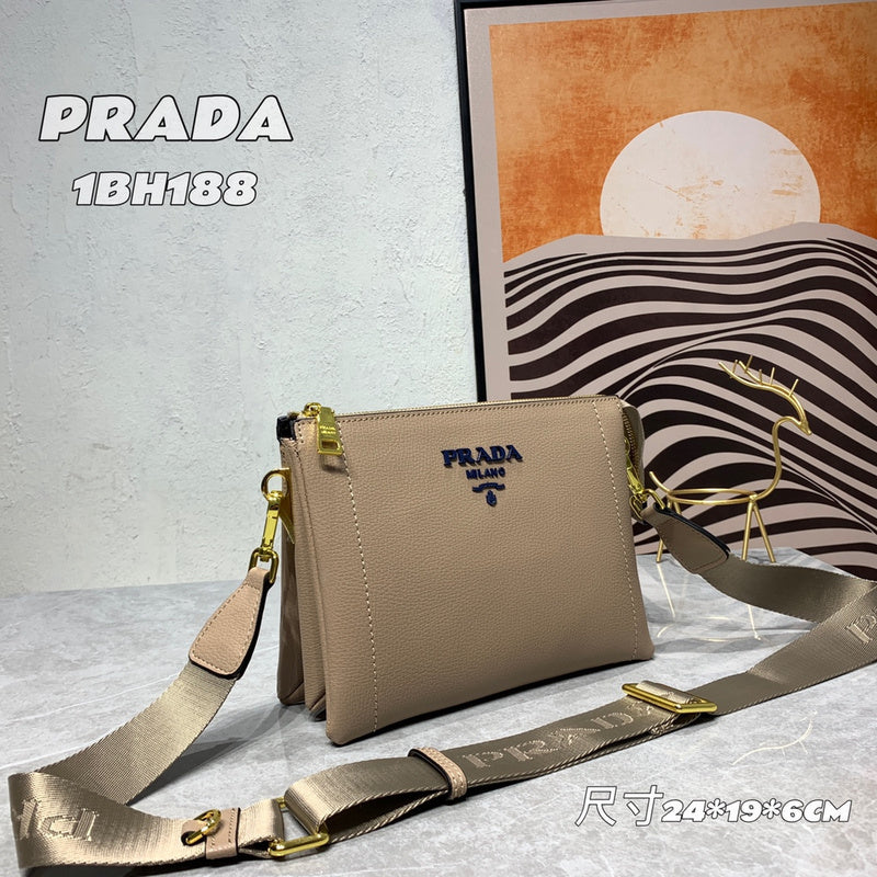 Barnes-Bags - Prada Bags - 898