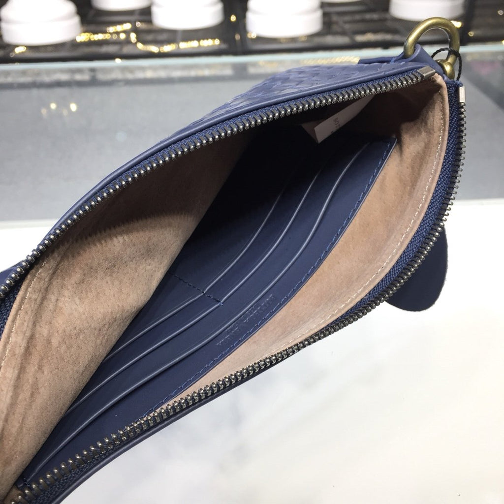 Bottega Veneta Chain Shoulder Bag Blue, For Women, Women’s Bags 9.6in/24.5cm