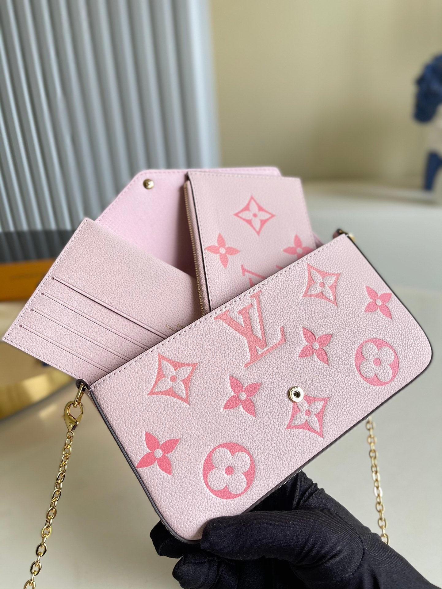 Louis Vuitton Felicie Pochette Monogram Empreinte Pink For Women, WoBags, Shoulder And Crossbody Bags 8.3in/21cm Louis Vuitton M80498