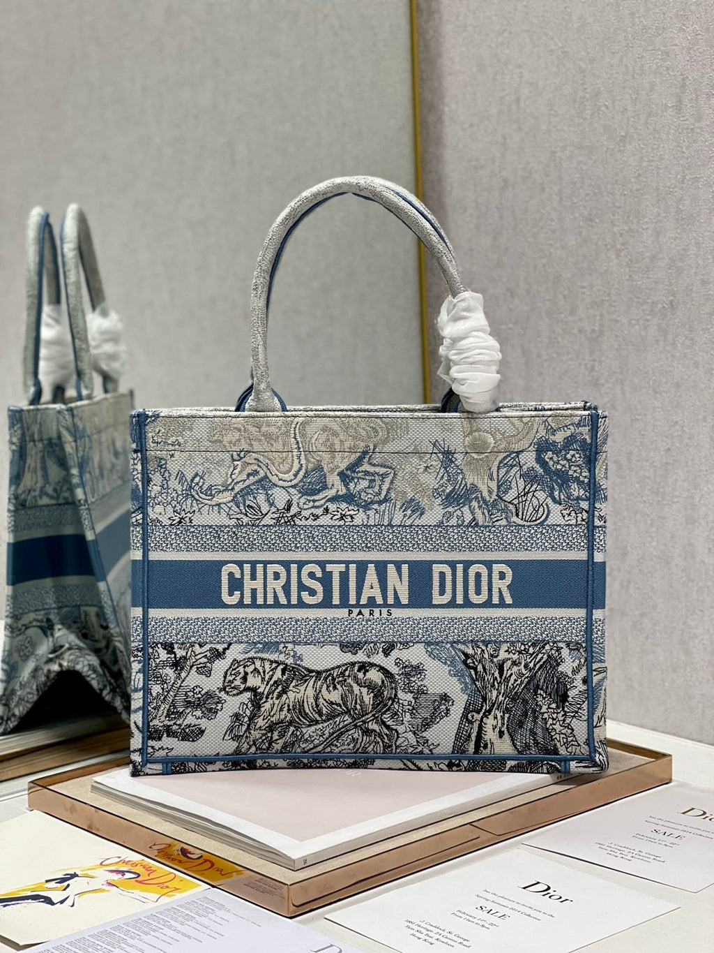 Dior MeDiorum Book Tote Blue Toile de Jouy Reverse Embroidery, Blue, For Women Women’s Handbags, Shoulder Bags, 36cm CD M1296ZRGO_M928