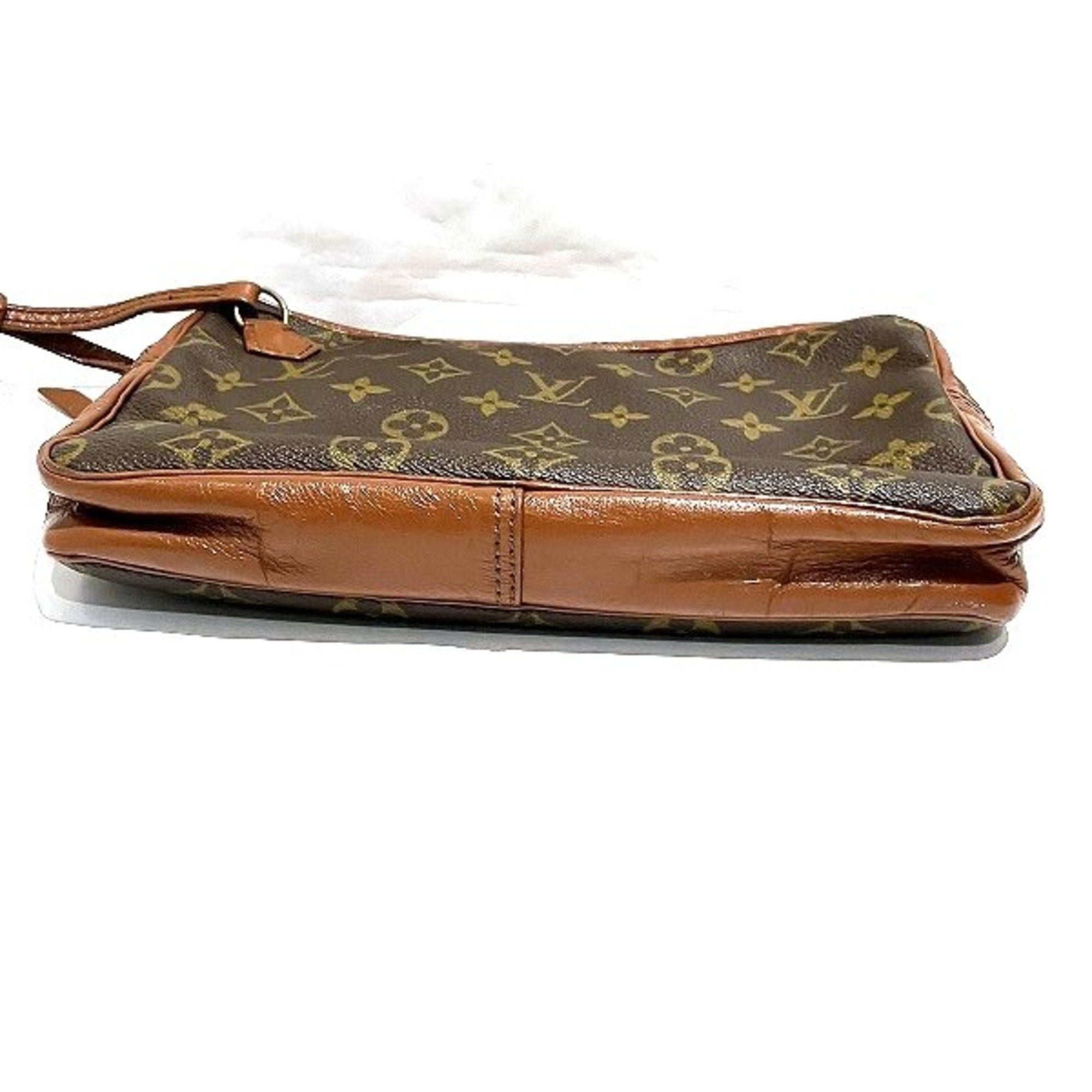 Louis Vuitton  Canvas Clutch Bag