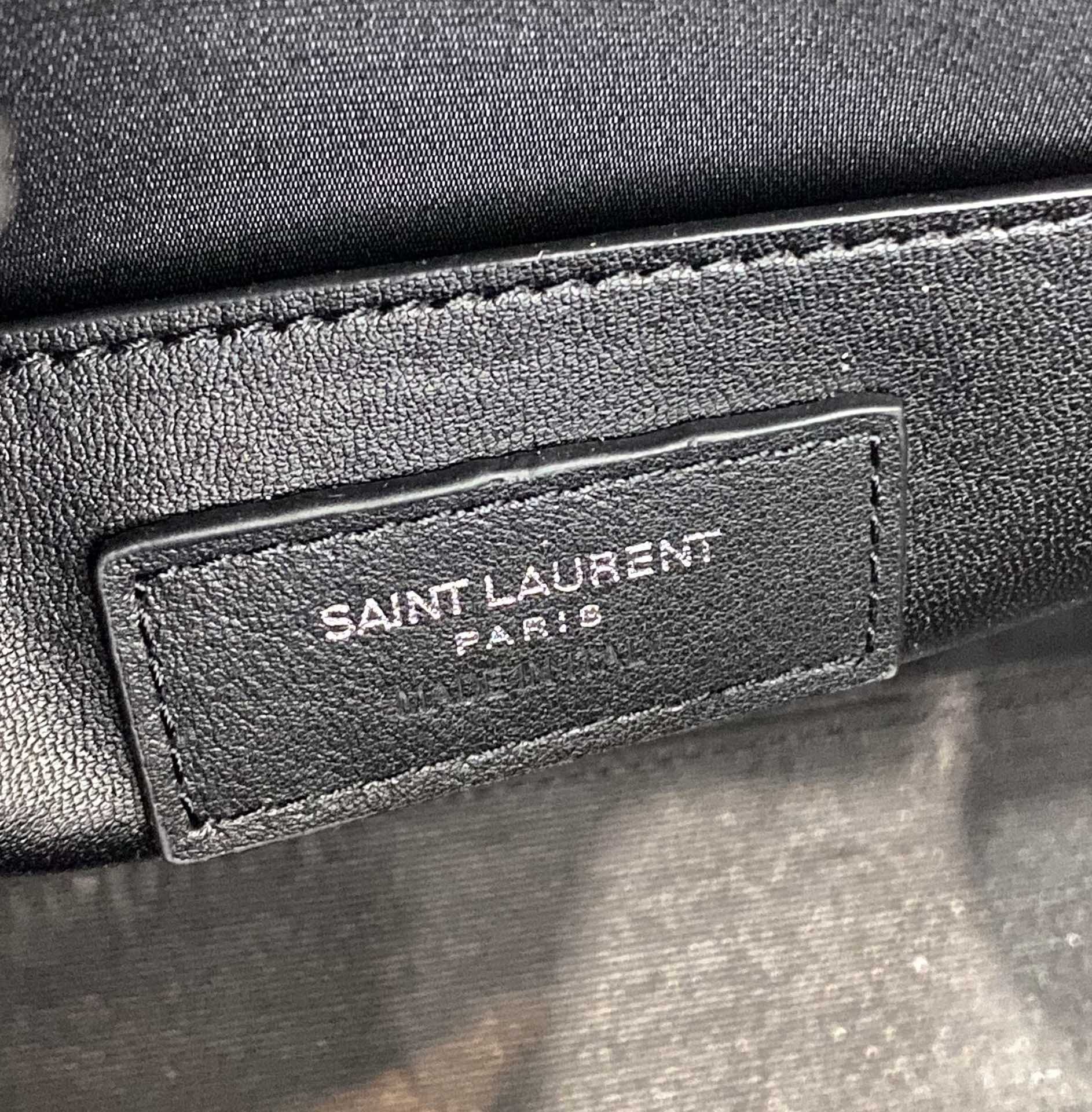Manhattan Shoulder Bag In-Shiny Black For Women 11.4in/29cm YSL 579271DND0J1000