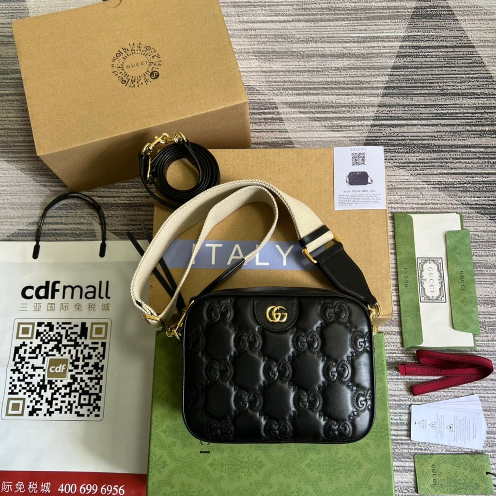 Matelasse Shoulder Bag Black For Women, Women’s Bags 8.5in/22cm 702234 UM8HG 1046