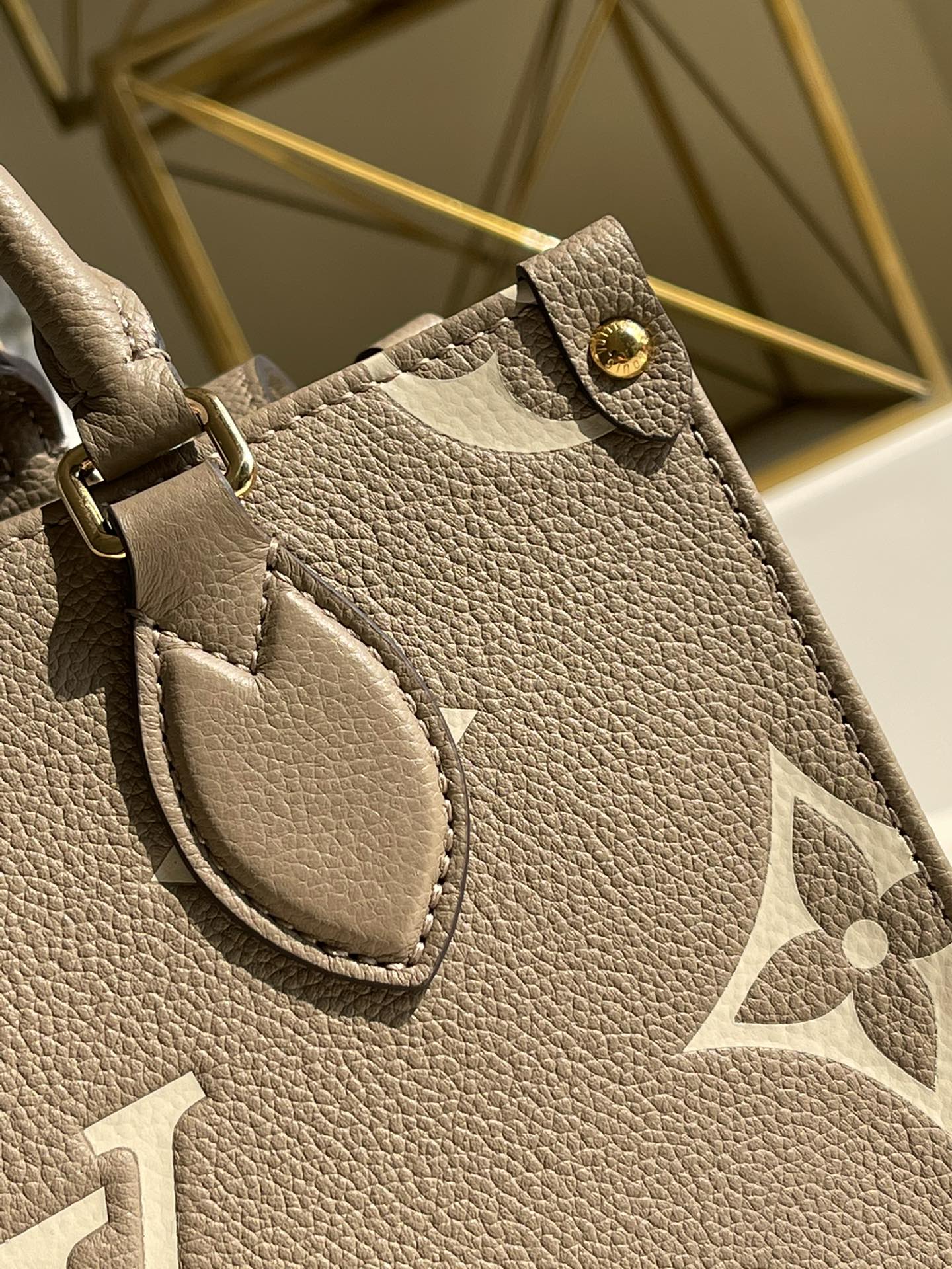 Louis Vuitton OnTheGo PM Tote Bag Monogram Empreinte Beige/Cream For Women, WomenÃƒÂ¢Ã¢â€šÂ¬Ã¢â€žÂ¢s Handbags, Shoulder And Crossbody Bags 9.8in/25cm Louis Vuitton M45779
