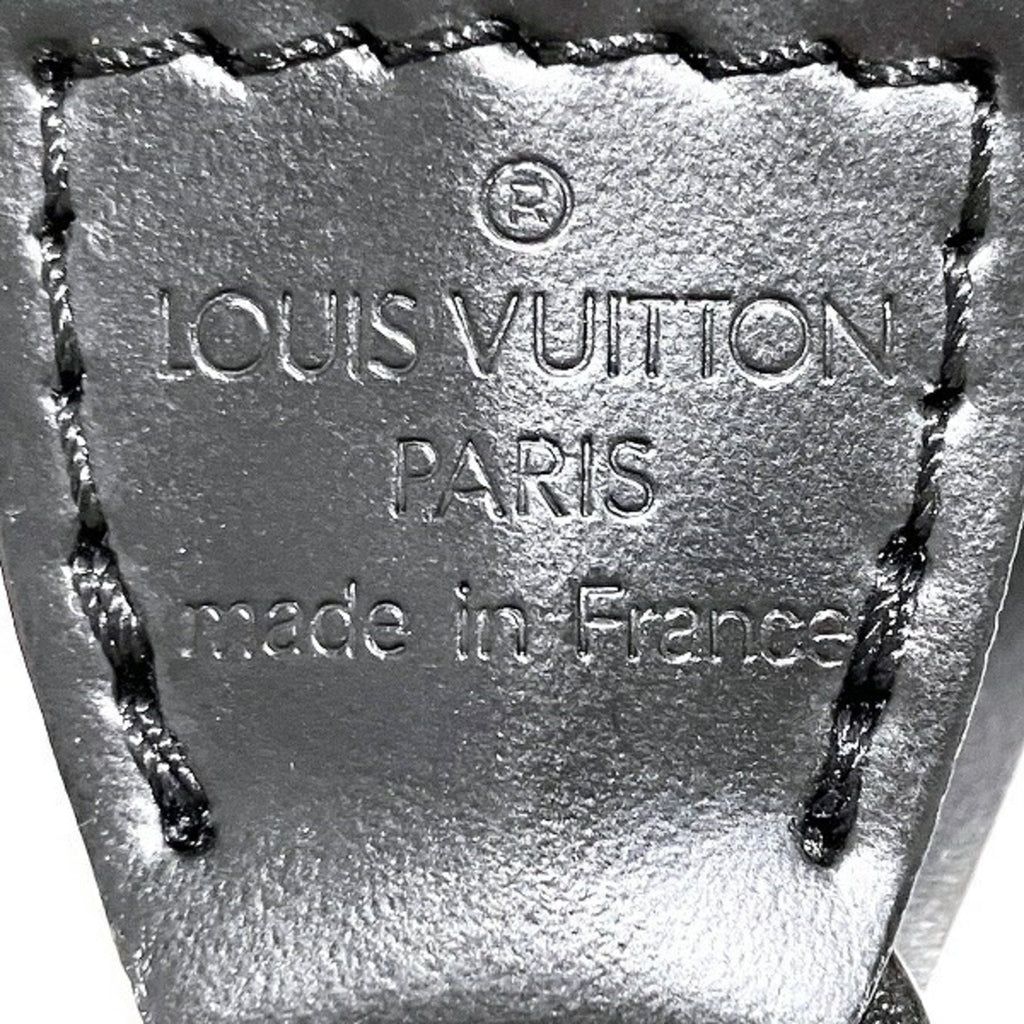 Louis Vuitton Pochette Accessoire  Leather Clutch Bag