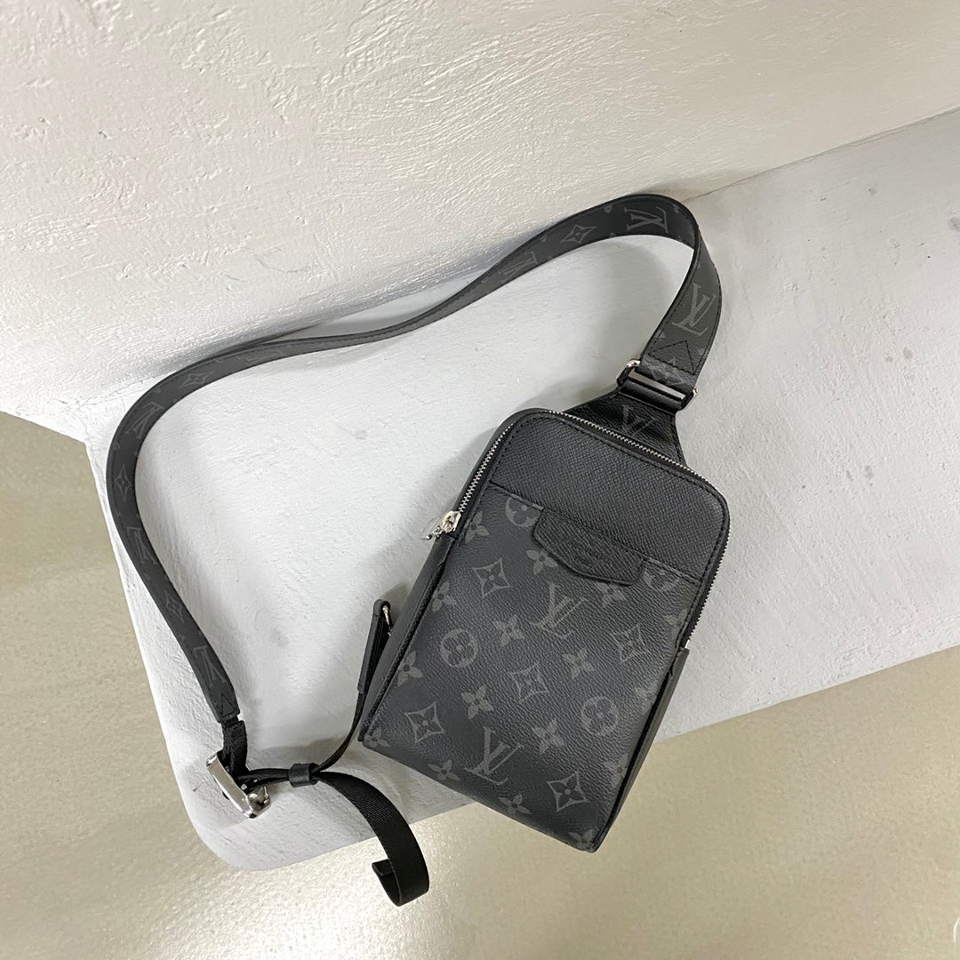 Louis Vuitton Outdoor Slingbag Taigarama Noir Black For Men, Bags, Crossbody Bags 8.3in/21cm Louis Vuitton M30741