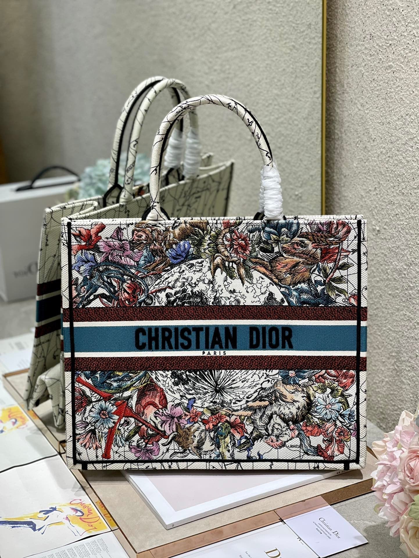Dior Large Book Tote Latte Multicolor ZoDiorac Embroidery, Latte Multicolor, For Women Women’s Handbags, Shoulder Bags, 42cm CD M1286ZRHP_M941