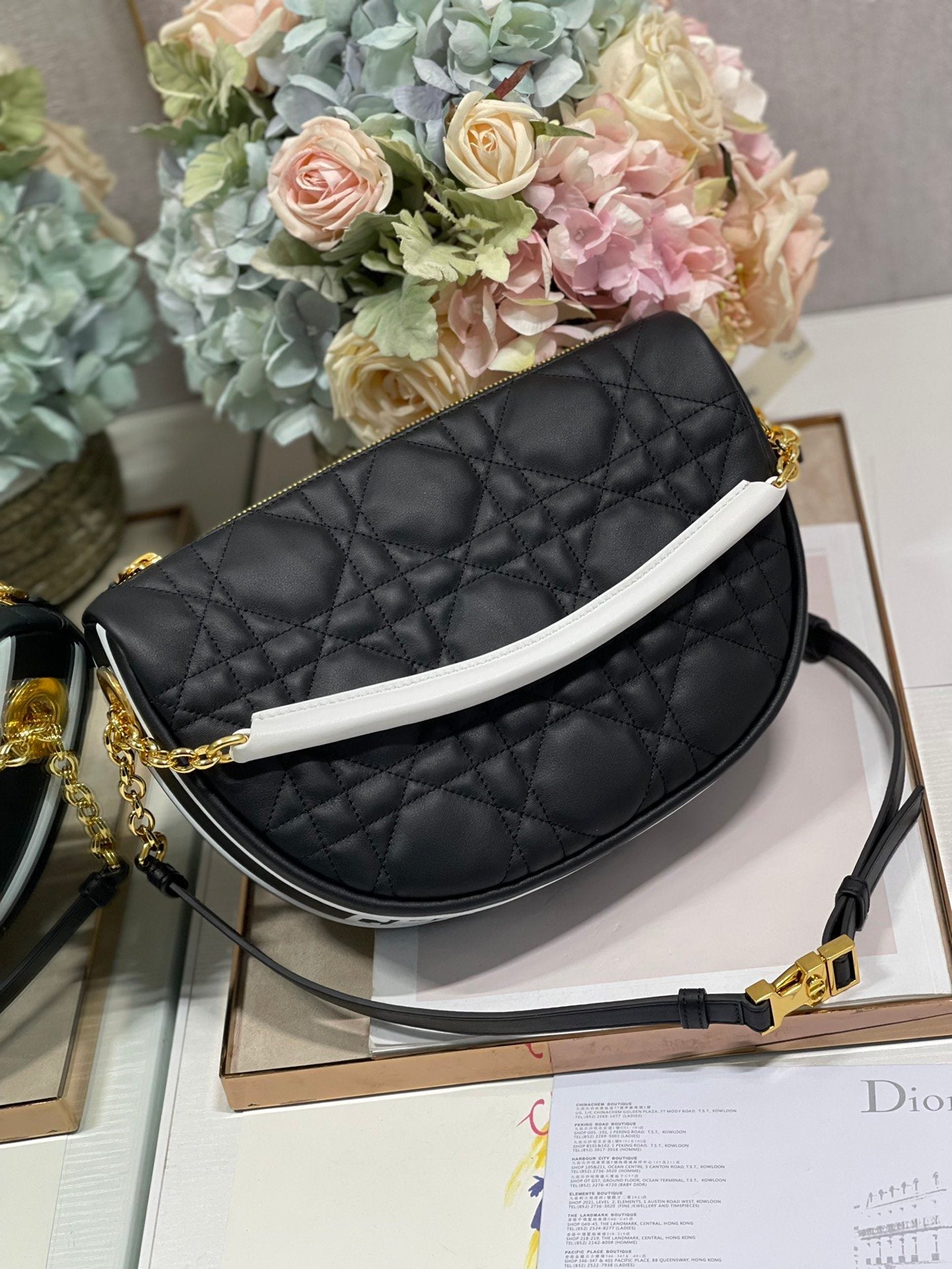 Dior MeDiorum Vibe Hobo Bag Black Cannage, Black Handbags, Crossbody Bags, 30cm CD M7201ONOA_M911