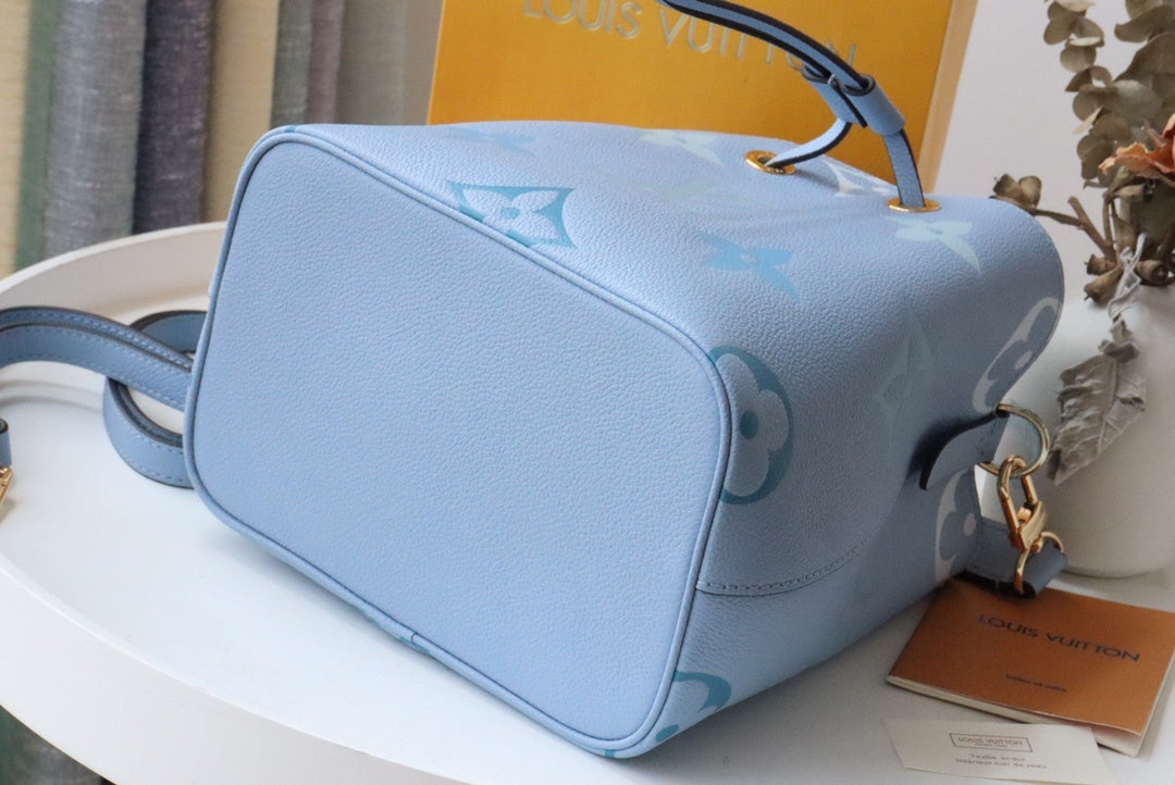 Louis Vuitton NeoNoe Bucket Bag Monogram Empreinte Blue For Women, WomenÃƒÂ¢Ã¢â€šÂ¬Ã¢â€žÂ¢s Handbags, Shoulder Bags 7.9in/20cm Louis Vuitton M45709
