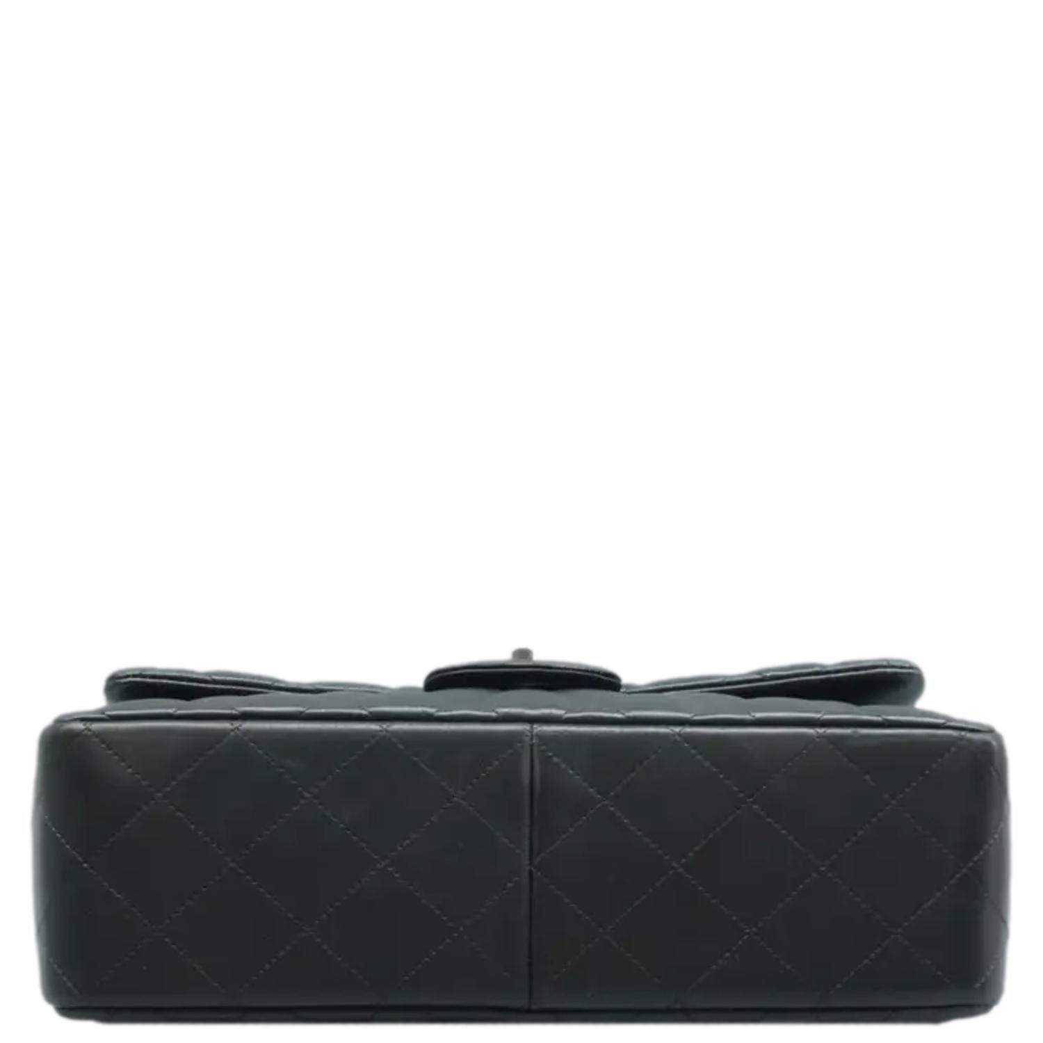 Chanel Jumbo Classic Double Flap Quilted Leather Shoulder Bag Black