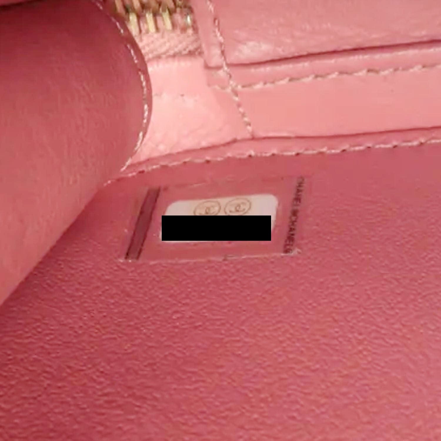 Chanel Vanity Case Filigree CC Medium Caviar Quilted Shoulder Bag Pink