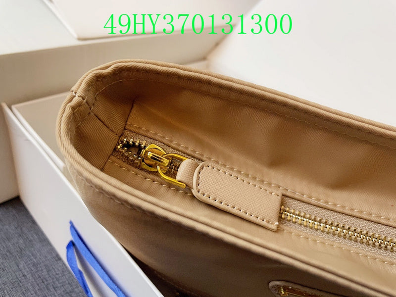 Prada Bags - The Luxera Bags  617