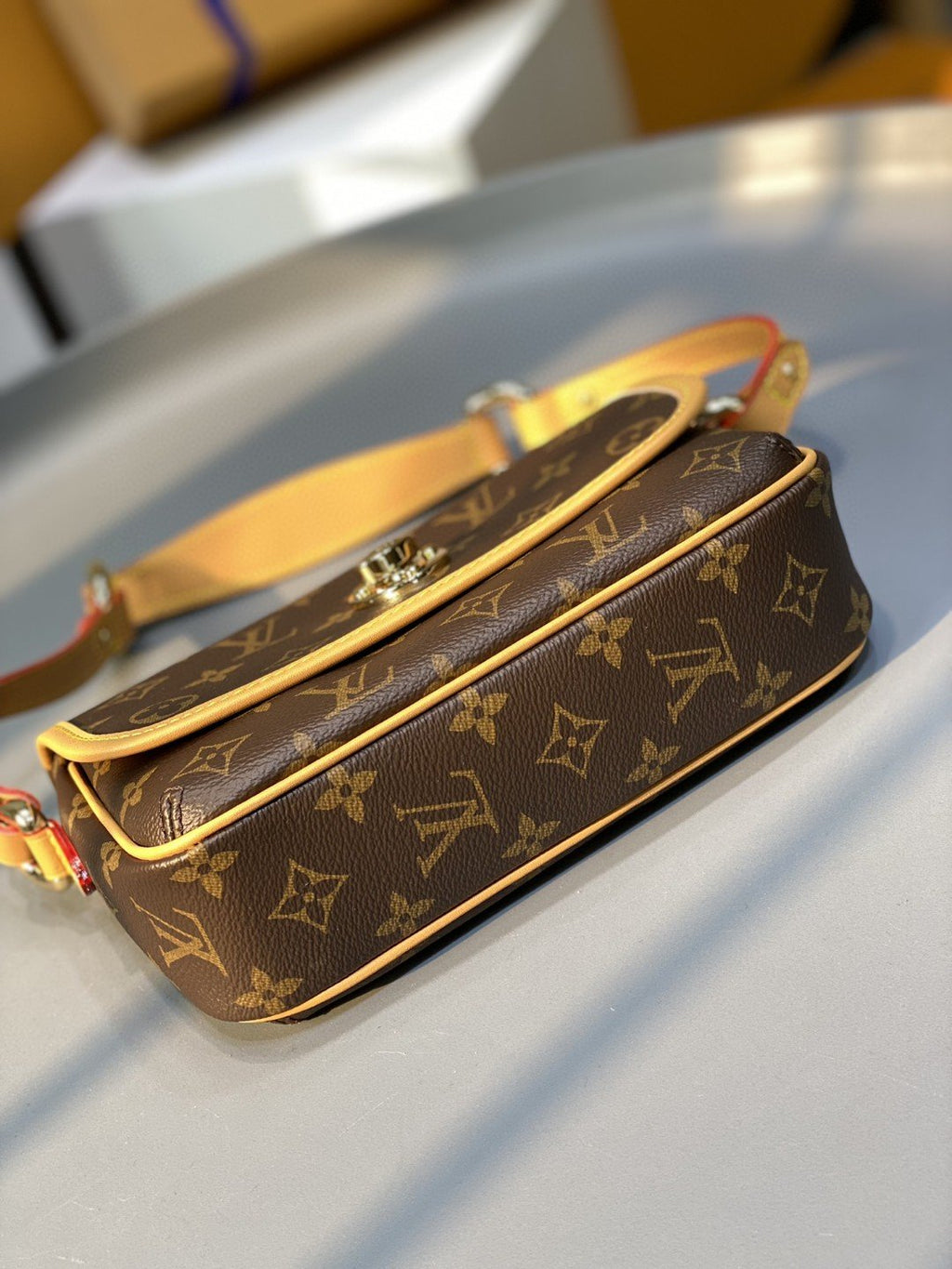 Louis Vuitton Tikal PM Monogram Canvas For Women,  Shoulder Bags 23cm Louis Vuitton M40078