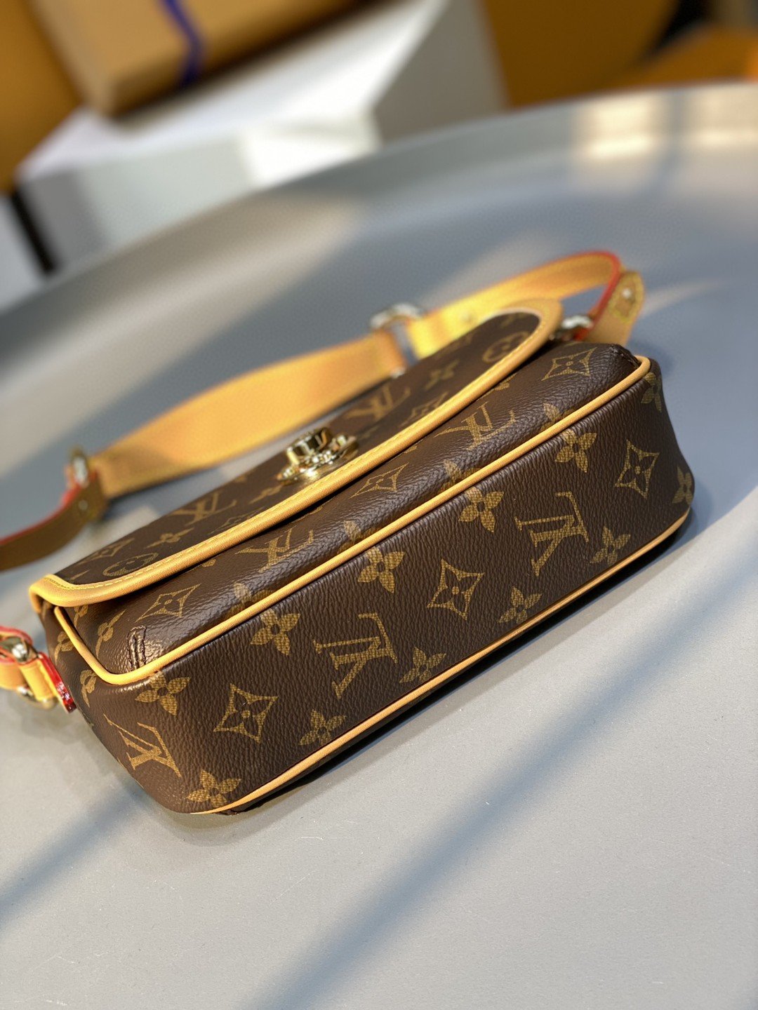 Louis Vuitton Tikal PM Monogram Canvas For Women,  Shoulder Bags 23cm Louis Vuitton M40078