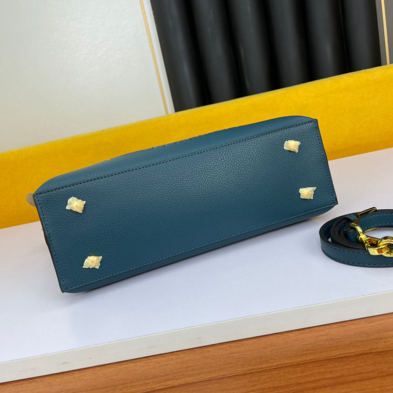 Barnes-Bags - Prada Bags - 982