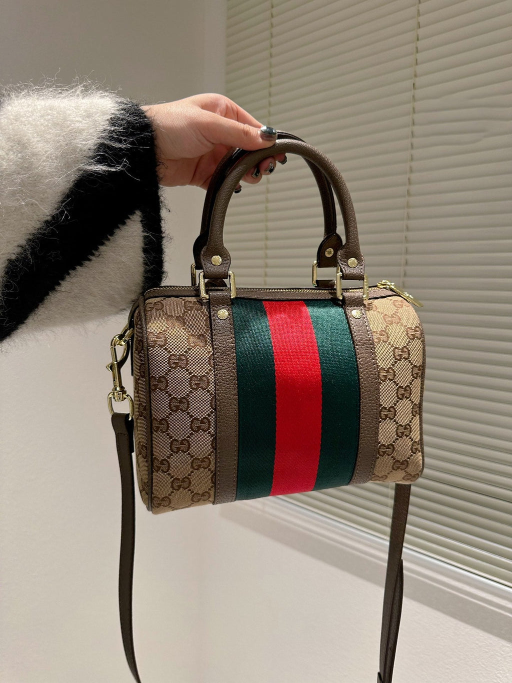 LB - New 1:1 rep  Bags Gucci 523