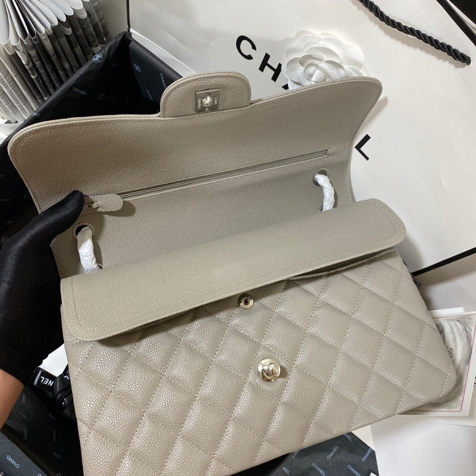 ChanelLarge Classic Handbag SiLouis Vuittoner Hardware Grey For Women, Women’s Handbags, Shoulder Bags 11.8in/30cm