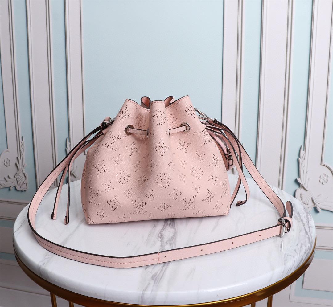 Louis Vuitton Bella Bucket Bag Mahina Magnolia Pink For Women, WomenÃƒÂ¢Ã¢â€šÂ¬Ã¢â€žÂ¢s Handbags, Shoulder And Crossbody Bags 7.5in/22cm Louis Vuitton M57068