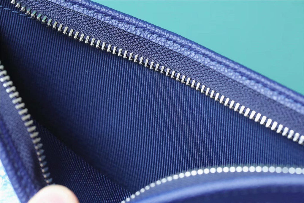 Louis Vuitton Gaston Wearable Wallet Monogram Blue For Men, Bags, Shoulder And Crossbody Bags 8.7in/22cm Louis Vuitton M81431