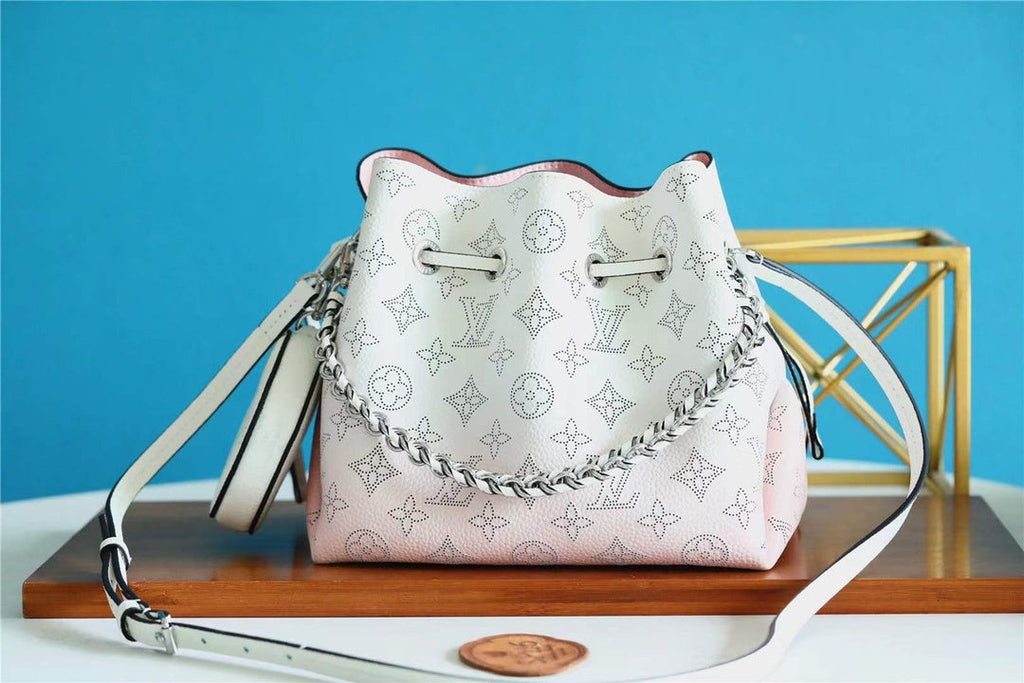 Louis Vuitton Bella Bucket Bag Pink For Women,  Shoulder And Crossbody Bags 7.5in/19cm Louis Vuitton M57855